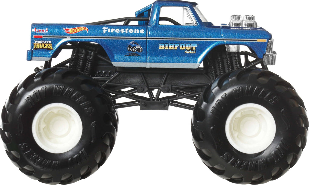 Hot Wheels Monster Trucks Oversized Bigfoot in 1:24 Scale | Die-Cast Toy Truck with Giant Wheels & Cool Designs, Recreate Favorite Monster Trucks Live Moments
