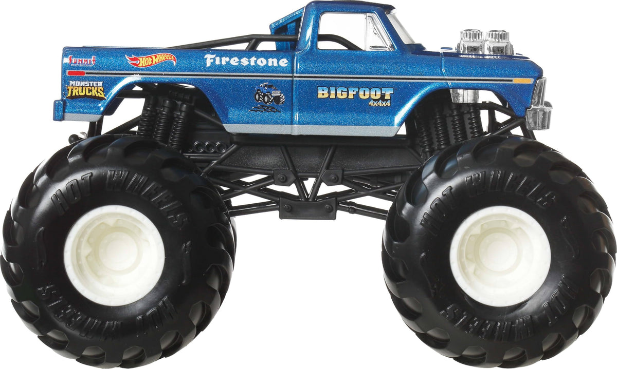Hot Wheels Monster Trucks Oversized Bigfoot in 1:24 Scale | Die-Cast Toy Truck with Giant Wheels & Cool Designs, Recreate Favorite Monster Trucks Live Moments