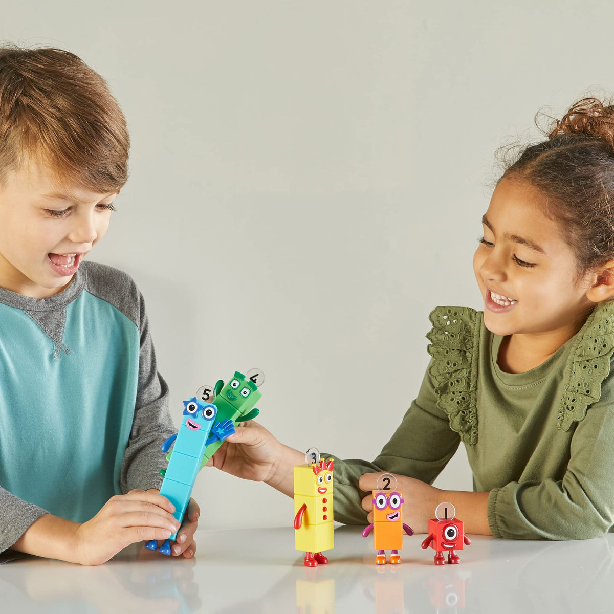 hand2mind Numberblocks Friends One to Five, Math Toys, 5 Pieces, Ages 3+ | Action Figure Set, Toy Figures & Playsets, Small Figurines for Kids, Counting Blocks, Numbers for Toddlers