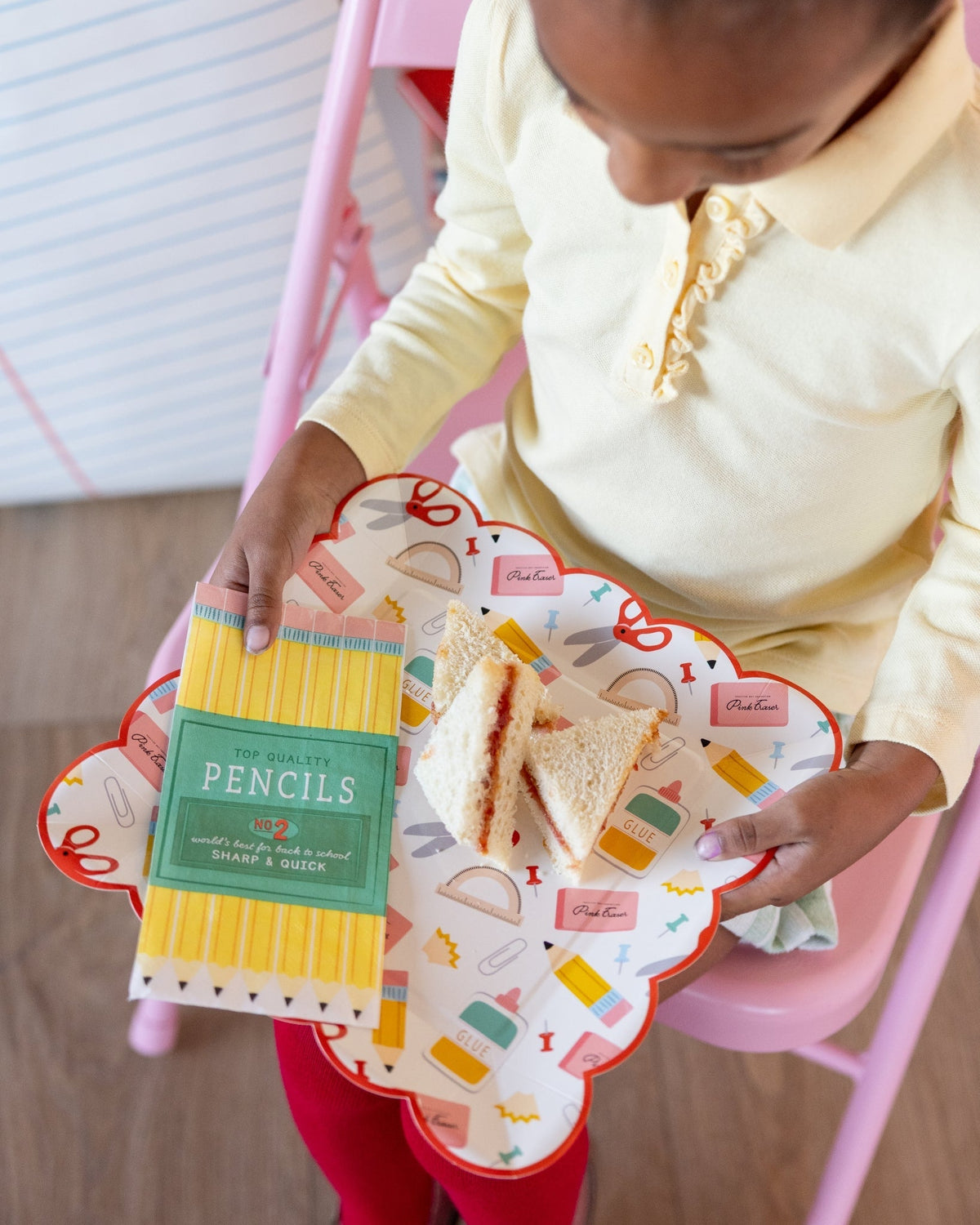 Occasions Pencils DinnerNapkin