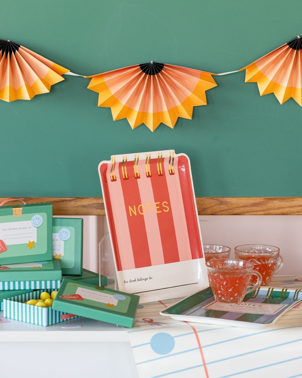 Occasions Notebook Shaped Plate Set