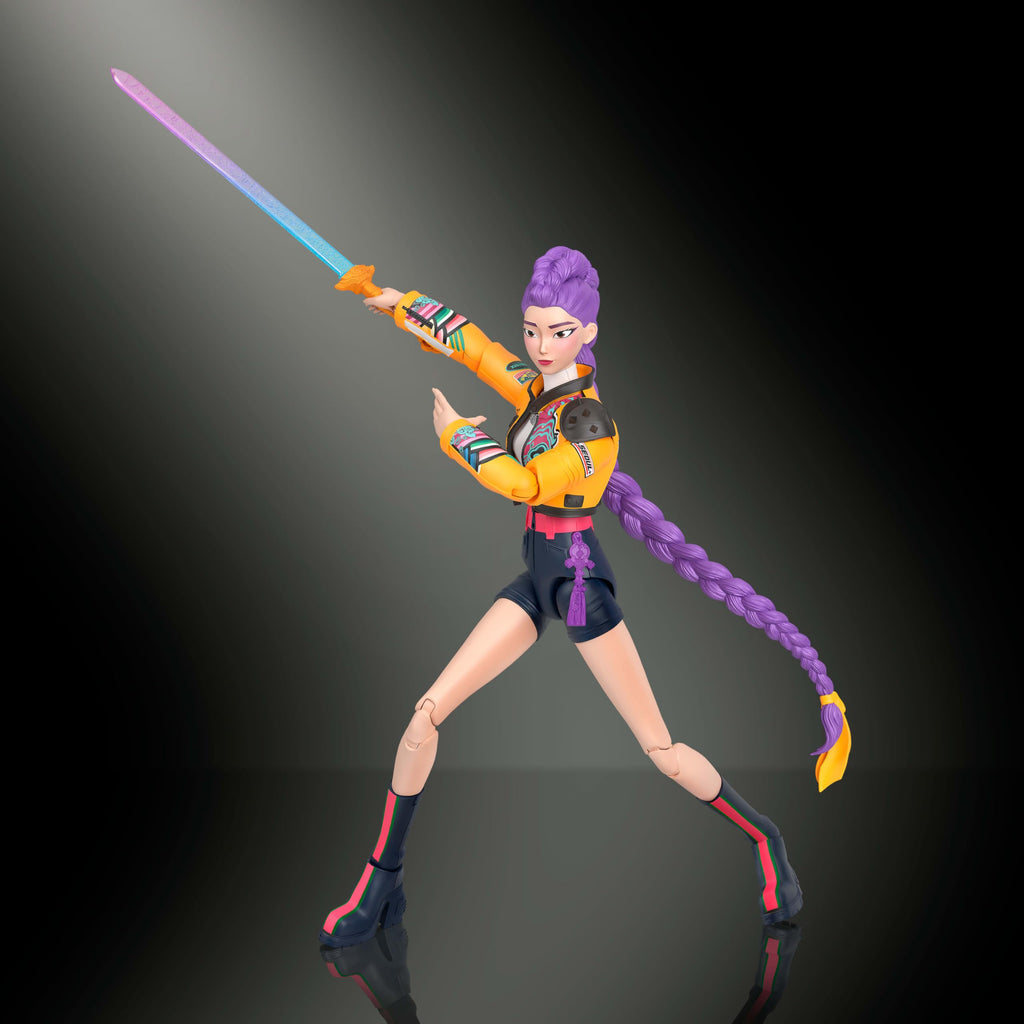Mattel Kpop Demon Hunters HUNTR/X Rumi 6-inch Action Figure | Wearing “How It’s Done” Look, Sword, Food-inspired Accessories, Swappable Faces & Hands​, 21 Points of Articulation