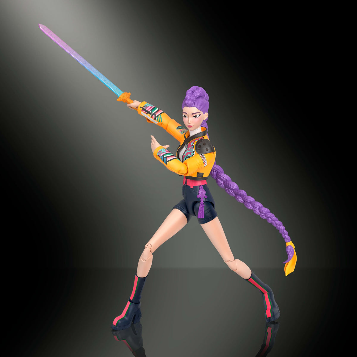 Mattel Kpop Demon Hunters HUNTR/X Rumi 6-inch Action Figure | Wearing “How It’s Done” Look, Sword, Food-inspired Accessories, Swappable Faces & Hands​, 21 Points of Articulation