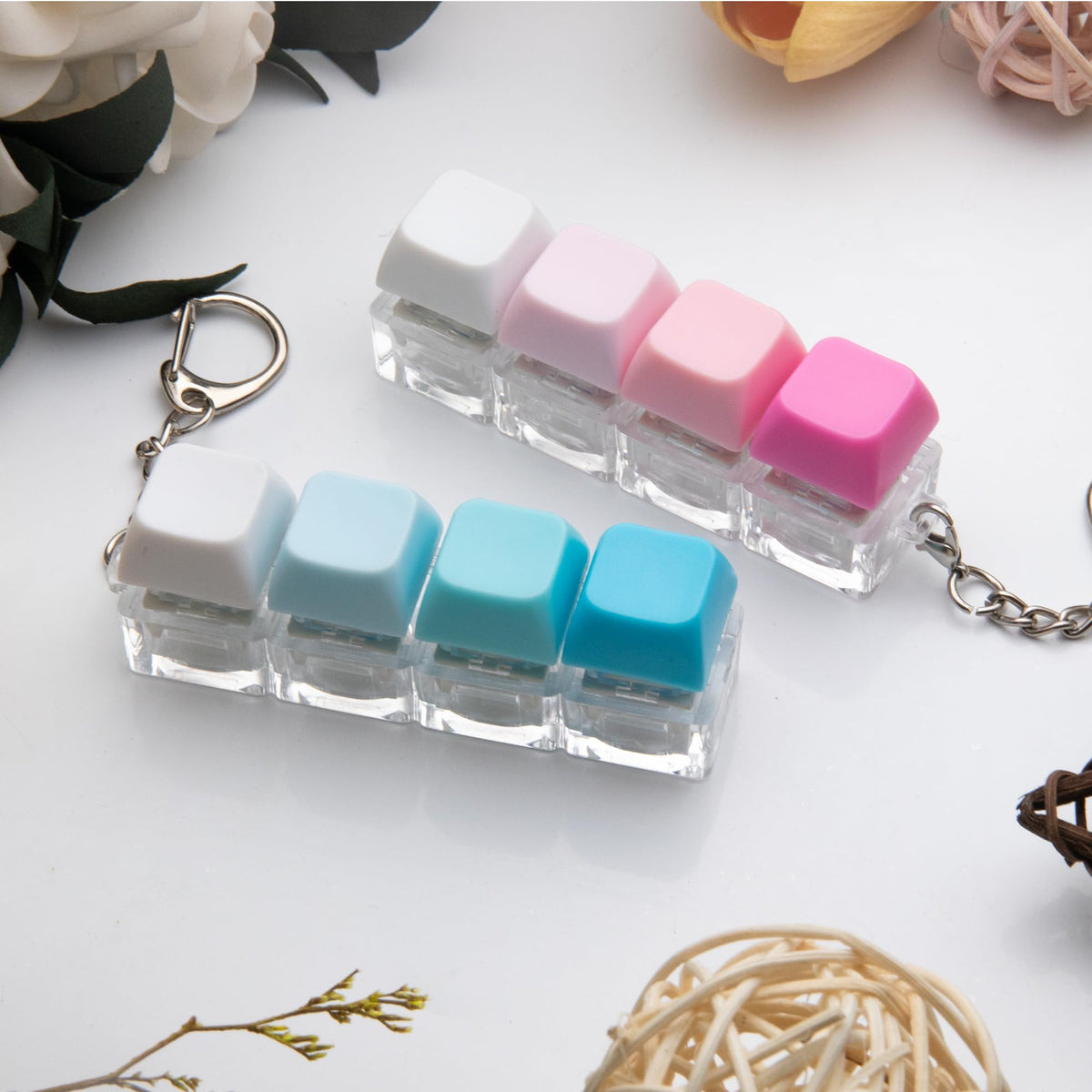 2 PCS Keyboard Fidget Toy, Keyboard Fidget Keychain 4-in-1 Keyboard Decompression Button Finger Clicker Toys (Blue Pink, General)